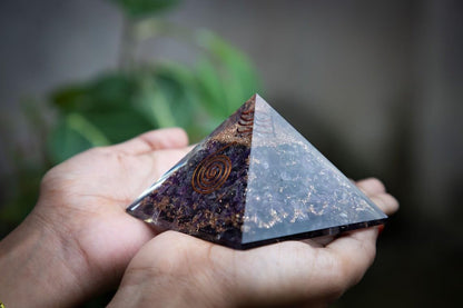 Amethyst Crystal Pyramid (Spiritual Awareness & Intuition)