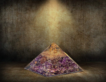 Amethyst Crystal Pyramid (Spiritual Awareness & Intuition)